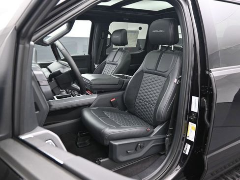 Used 2025 Ford F150 XLT w/ Equipment Group 303A High AWD/4WD image 8