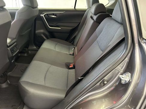 Used 2025 Toyota RAV4 XLE w/ Convenience Package FWD image 13