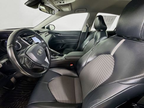 Certified 2020 Toyota Camry SE FWD image 22