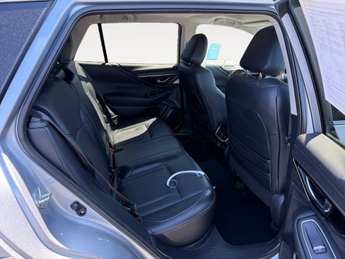 Used 2024 Subaru Outback Limited XT AWD/4WD image 18