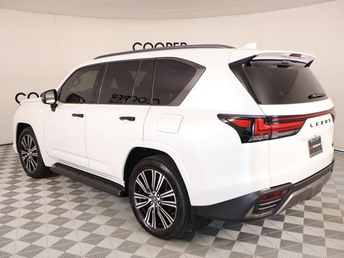 Used 2026 Lexus LX 700h Luxury w/ Appearance Package AWD/4WD image 23