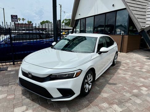 Used 2023 Honda Civic LX image 5