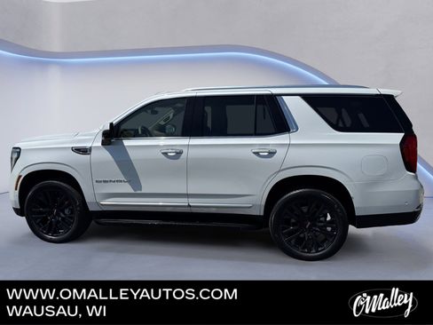 Used 2025 GMC Yukon Denali AWD/4WD image 2