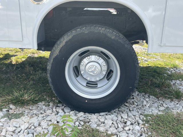 New 2024 RAM 3500 Tradesman AWD/4WD image 16