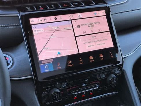 New 2025 Jeep Grand Cherokee Limited image 30