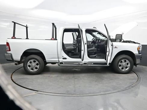 Used 2024 RAM 2500 Big Horn AWD/4WD image 57