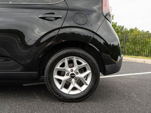 Used 2023 Kia Soul LX w/ Option Group 015 image 6