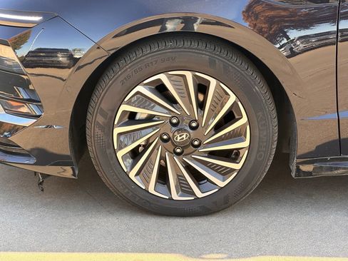 Certified 2025 Hyundai Sonata Limited image 7