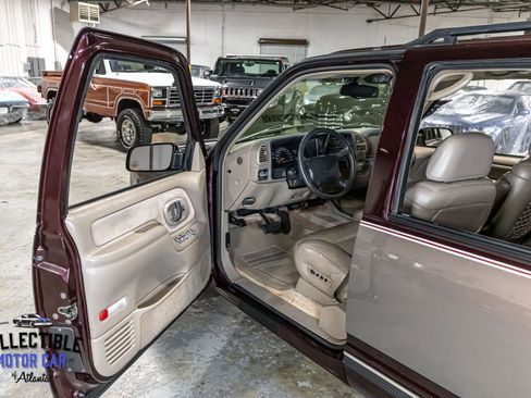 Used 1997 Chevrolet Suburban 2WD w/ Preferred Equipment Group 3 image 46