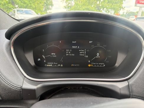 Used 2019 Lincoln Nautilus Select AWD/4WD image 18