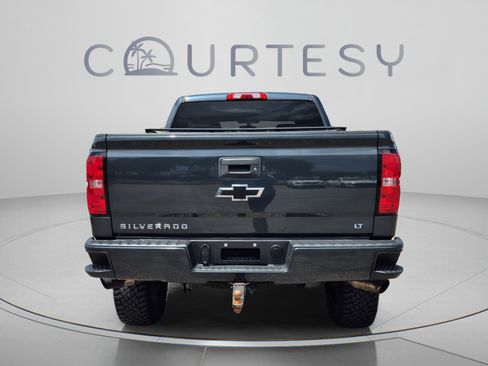Used 2018 Chevrolet Silverado 1500 LT w/ All Star Edition AWD/4WD image 4