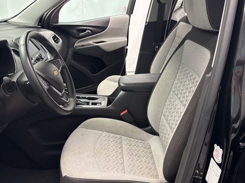 Used 2024 Chevrolet Equinox LT FWD image 9