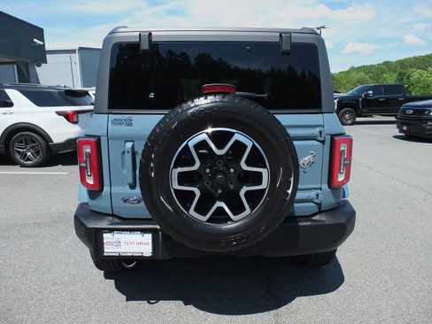 Used 2022 Ford Bronco Outer Banks AWD/4WD image 4
