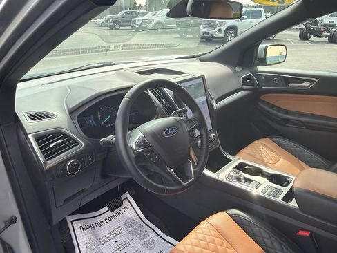 Certified 2023 Ford Edge Titanium w/ Equipment Group 301A AWD/4WD image 10