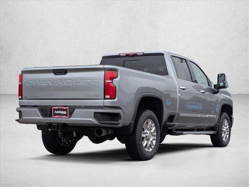 New 2026 Chevrolet Silverado 2500 High Country w/ High Country Premium Package AWD/4WD image 5