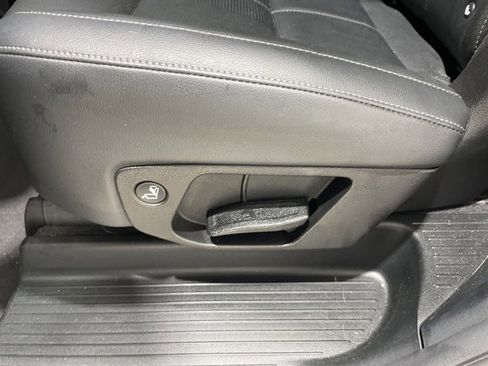 Used 2022 Kia Telluride EX w/ EX Premium Package image 23