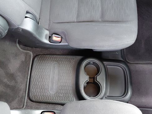 Used 2018 Dodge Durango SXT w/ Quick Order Package 2BB AWD/4WD image 17