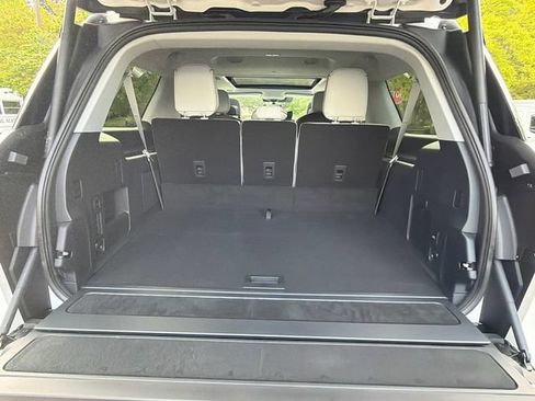 New 2027 Lincoln Navigator L Black Label AWD/4WD image 22