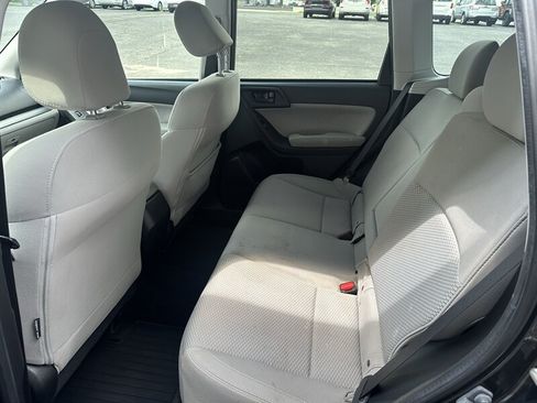 Used 2017 Subaru Forester 2.5i Premium w/ All-Weather Package AWD/4WD image 6
