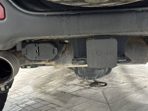 Used 2022 Jeep Wrangler Unlimited Rubicon w/ Xtreme Recon 35" Tire Package image 34