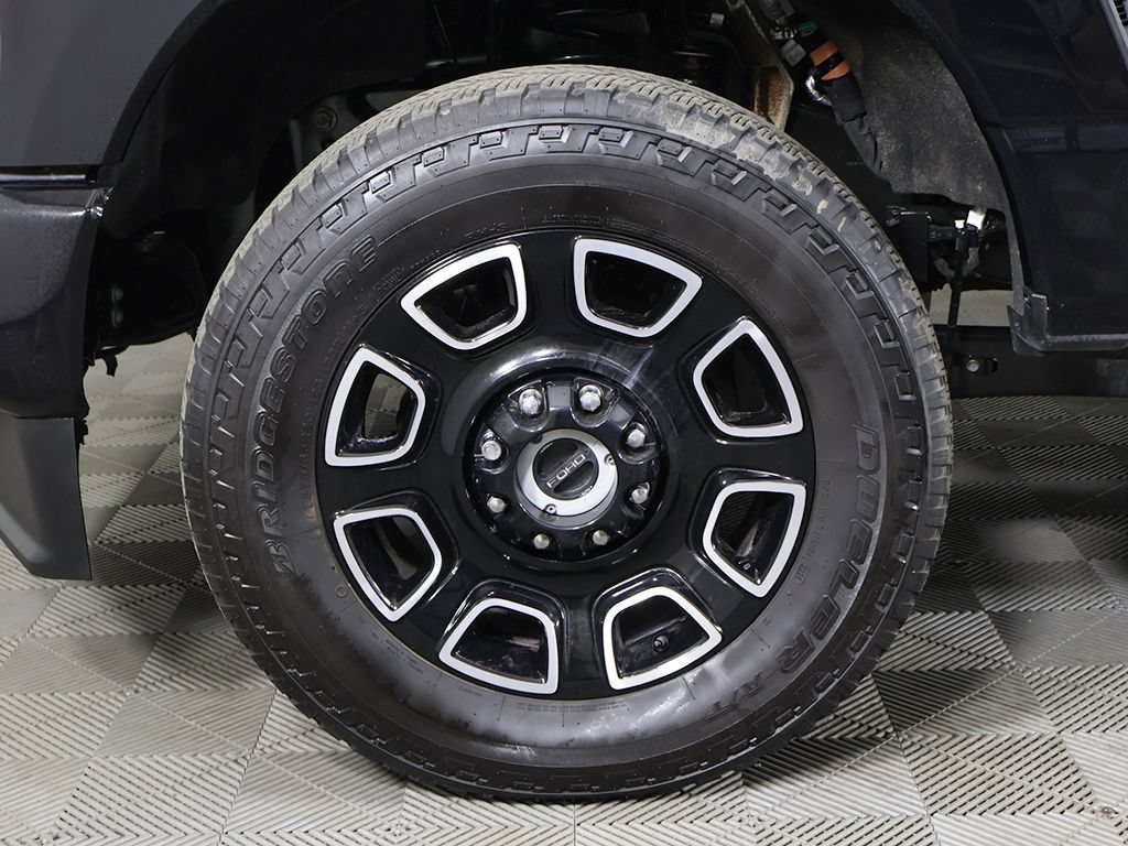 Used 2025 Ford F250 Platinum AWD/4WD image 28