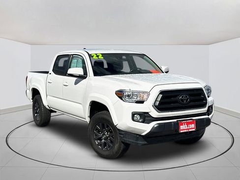 Used 2022 Toyota Tacoma SR5 image 1