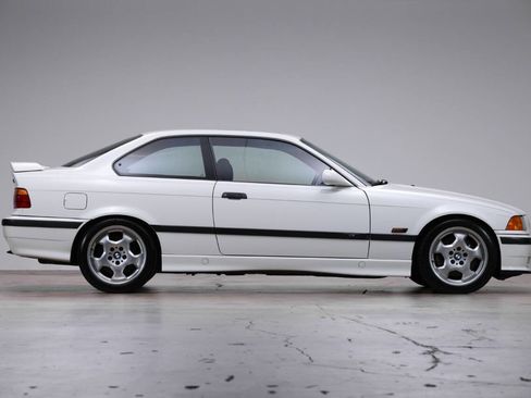 Used 1996 BMW M3 Coupe image 13