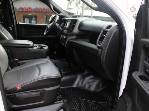 Used 2022 RAM 2500 Tradesman AWD/4WD image 11