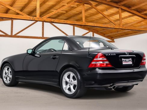 Used 2003 Mercedes-Benz SLK 320 image 4