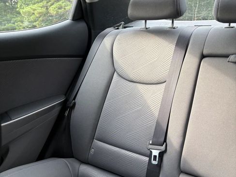 Used 2012 Hyundai Elantra GLS w/ Preferred Pkg 3 FWD image 13