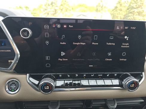 Used 2023 GMC Canyon Denali AWD/4WD image 14