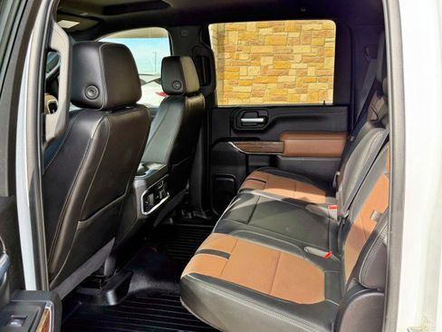 Used 2020 Chevrolet Silverado 3500 High Country image 21