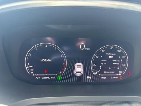 Used 2024 Acura MDX SH-AWD w/ Technology Package image 21