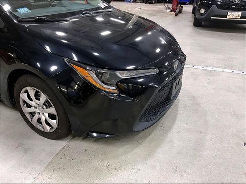 Certified 2022 Toyota Corolla LE image 5