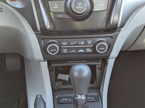 Certified 2018 Acura ILX image 23