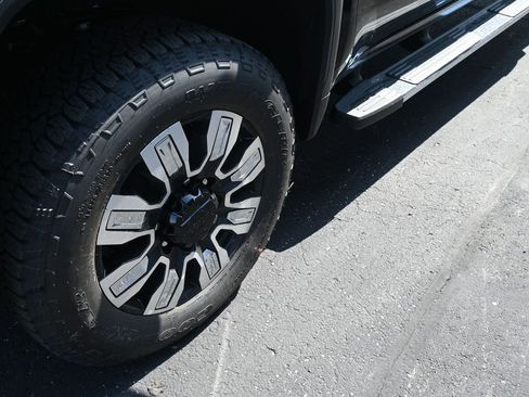 New 2026 GMC Sierra 3500 Denali w/ Denali Reserve Package image 12