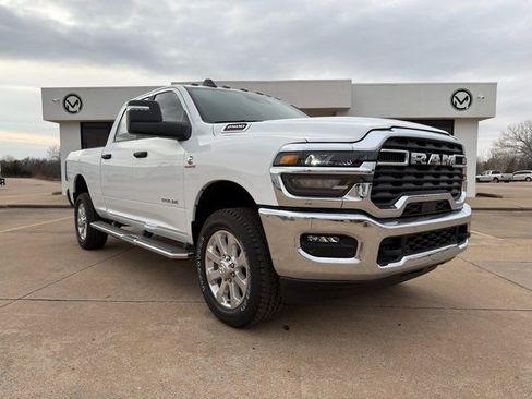New 2026 RAM 2500 Big Horn AWD/4WD image 3