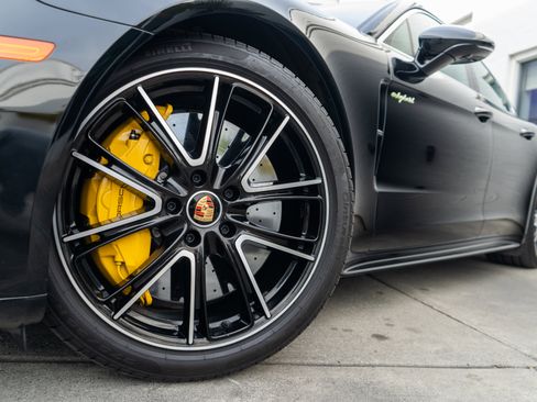 Used 2023 Porsche Panamera Turbo S AWD/4WD image 5