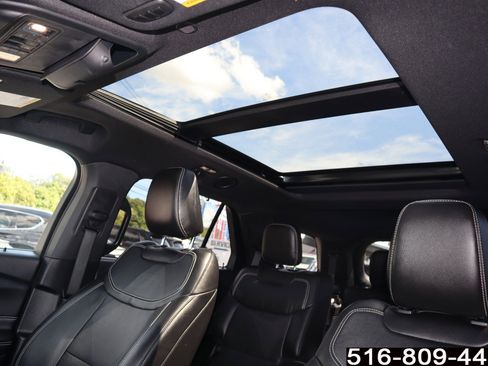 Used 2022 Ford Explorer ST w/ Equipment Group 401A image 18