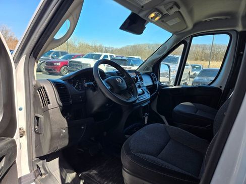 Used 2023 RAM ProMaster 2500 FWD image 14