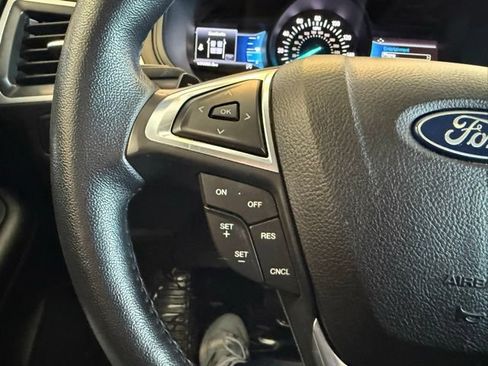 Used 2022 Ford Edge SEL w/ Convenience Package AWD/4WD image 17