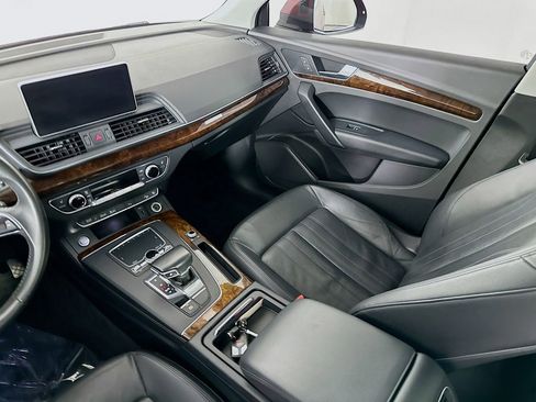 Used 2018 Audi Q5 2.0T Premium Plus w/ Premium Plus Package image 33