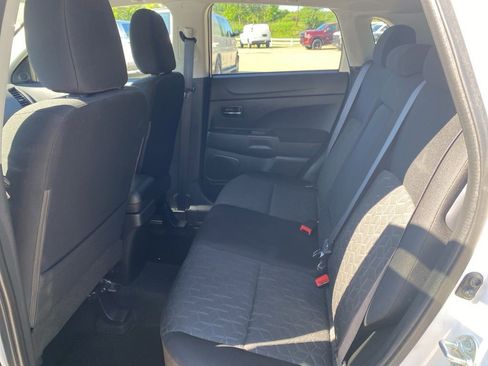 Used 2020 Mitsubishi Outlander Sport ES AWD/4WD image 16