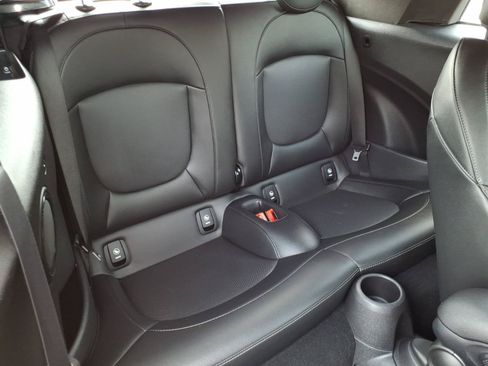 Used 2019 MINI Cooper S FWD image 12