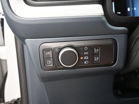 New 2026 Ford Maverick XLT w/ XLT Luxury Package FWD image 17