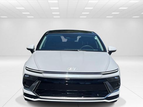 Certified 2024 Hyundai Sonata SEL FWD image 2