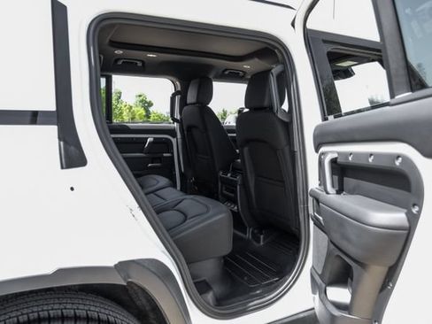 Used 2025 Land Rover Defender 110 S AWD/4WD image 44