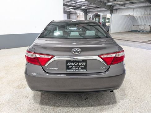 Used 2015 Toyota Camry LE FWD image 4