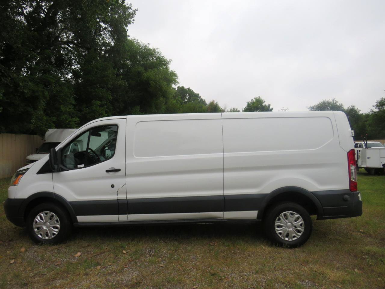 Used 2016 Ford Transit 350 148 Low Roof w/ Exterior Upgrade Package RWD image 8
