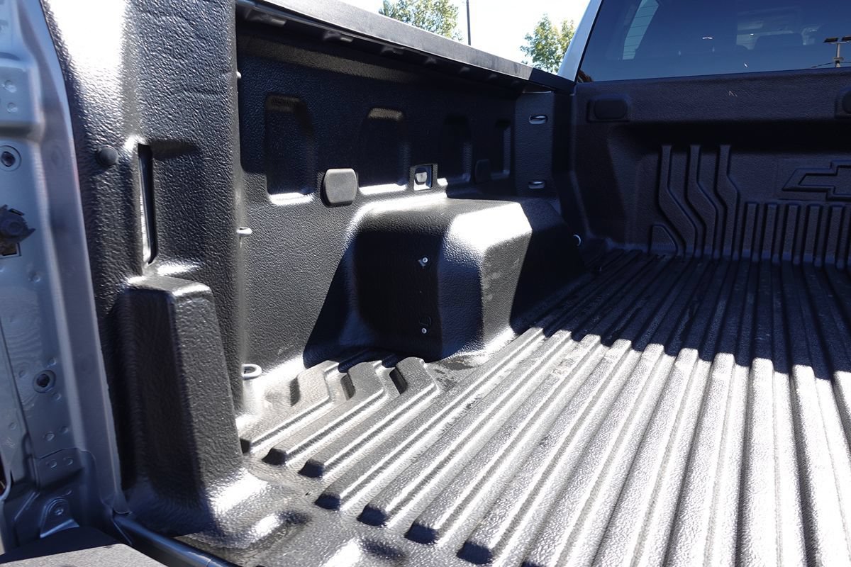 Used 2024 Chevrolet Silverado 1500 LT AWD/4WD image 27